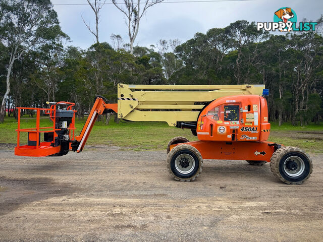 JLG 450AJ Boom Lift Access &amp; Height Safety