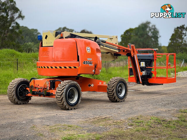 JLG 450AJ Boom Lift Access &amp; Height Safety