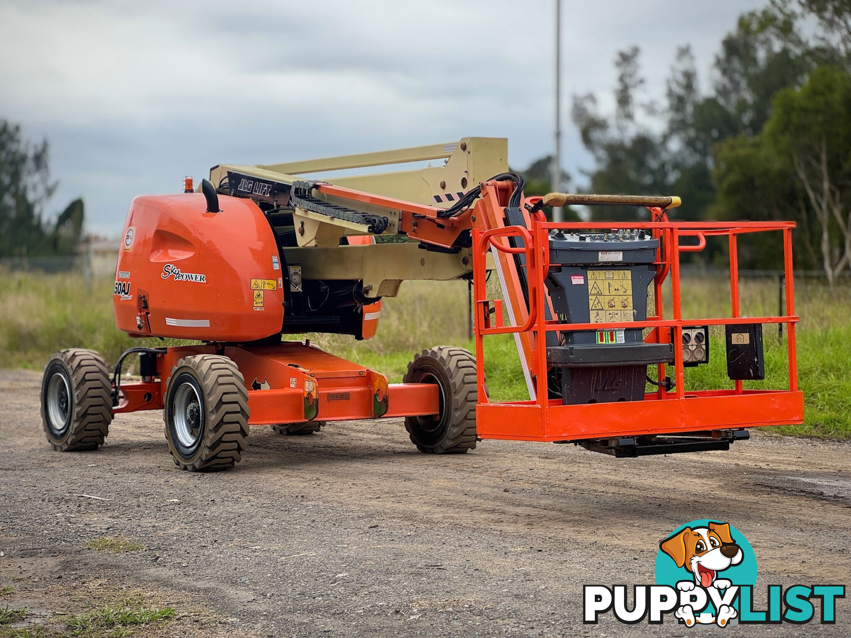 JLG 450AJ Boom Lift Access &amp; Height Safety