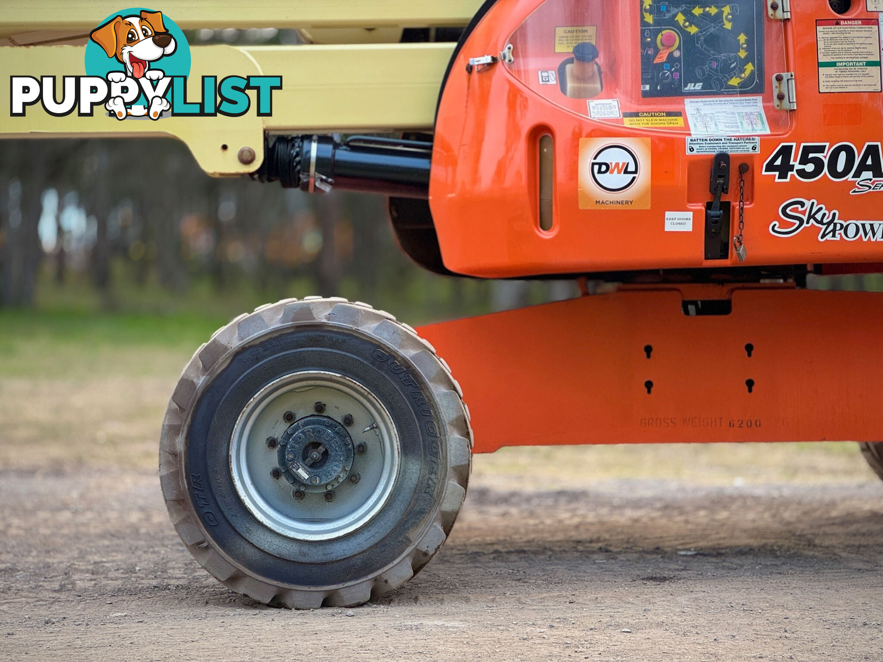 JLG 450AJ Boom Lift Access &amp; Height Safety