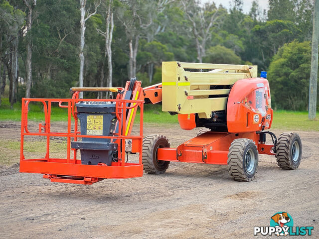 JLG 450AJ Boom Lift Access &amp; Height Safety
