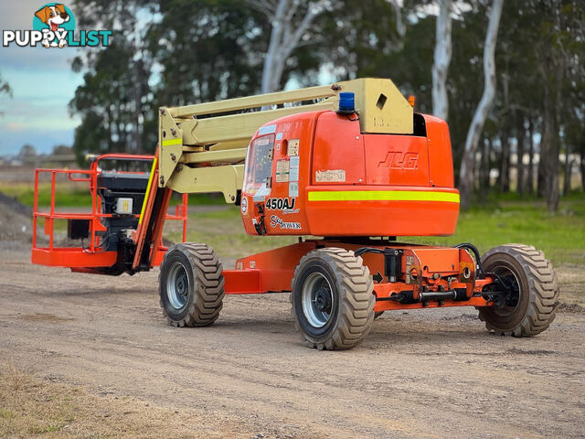 JLG 450AJ Boom Lift Access &amp; Height Safety