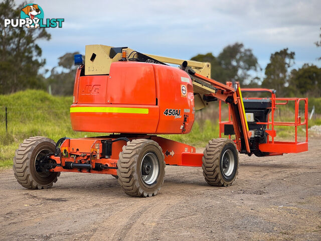 JLG 450AJ Boom Lift Access &amp; Height Safety