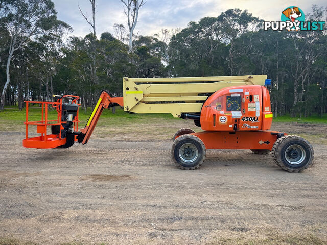 JLG 450AJ Boom Lift Access &amp; Height Safety