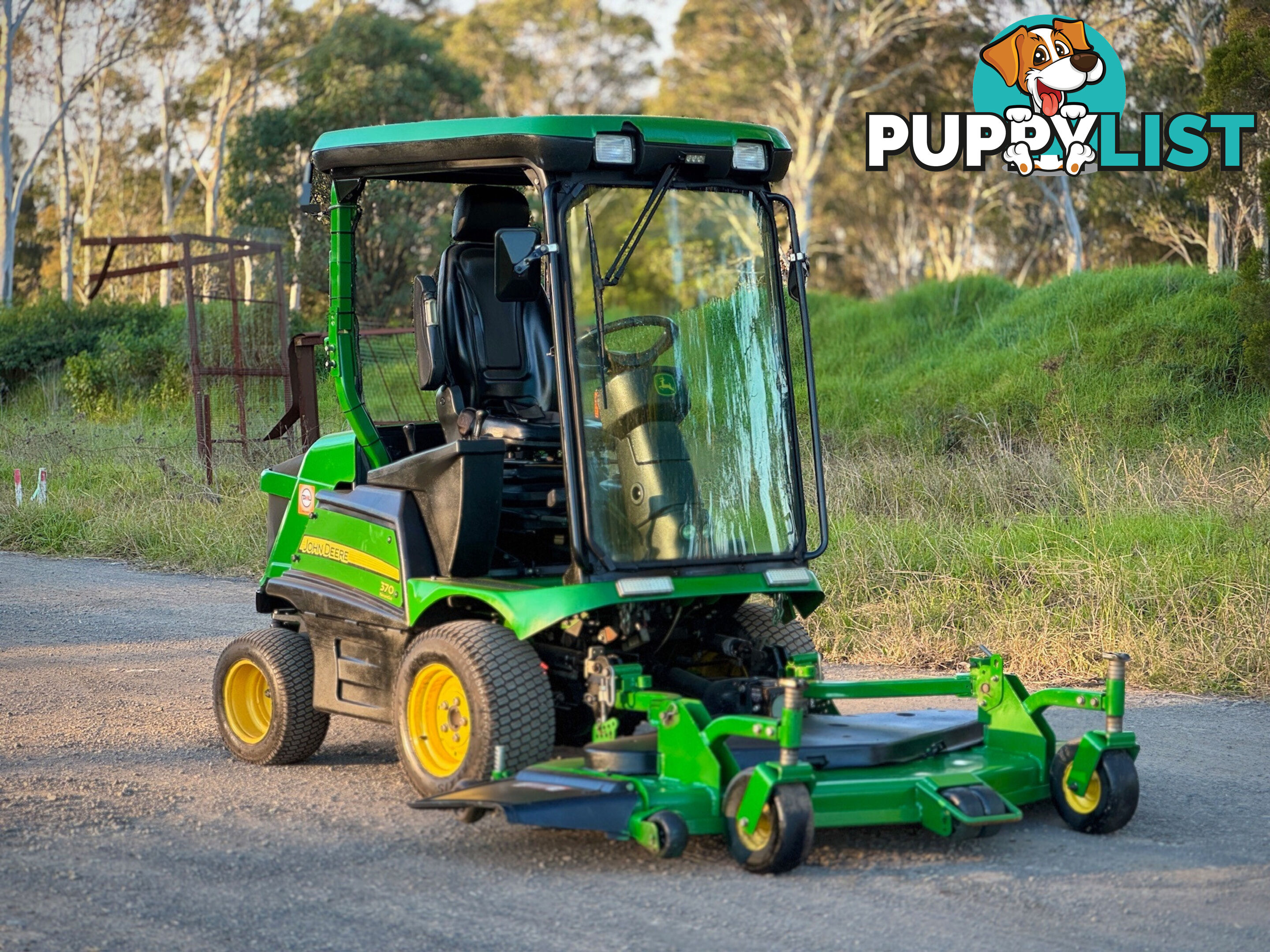 John Deere 1570 Front Deck Lawn Equipment