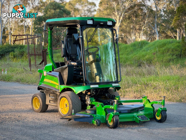 John Deere 1570 Front Deck Lawn Equipment