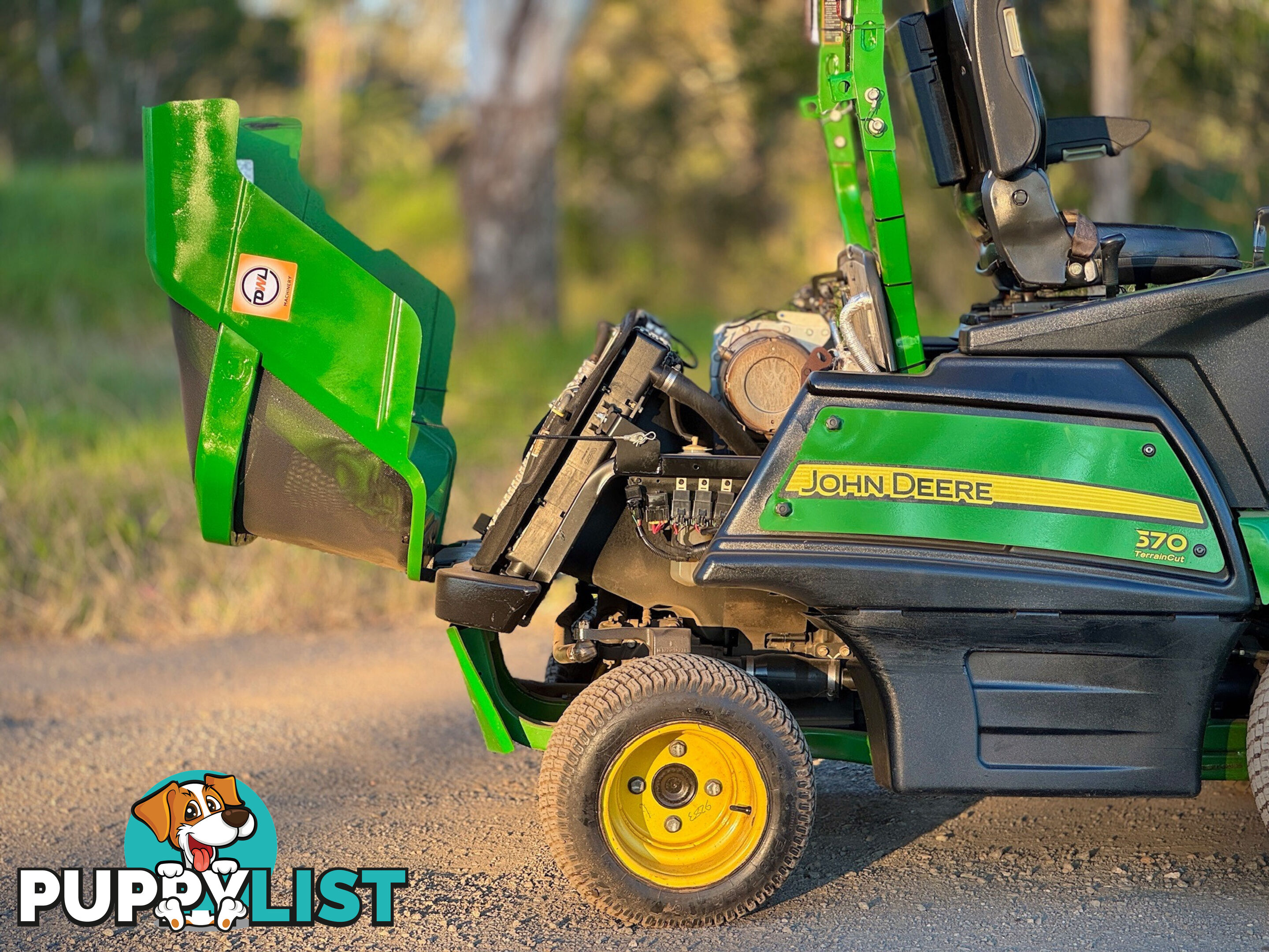 John Deere 1570 Front Deck Lawn Equipment