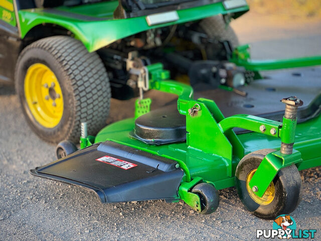 John Deere 1570 Front Deck Lawn Equipment