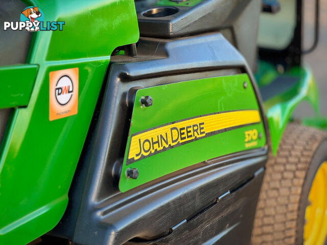 John Deere 1570 Front Deck Lawn Equipment