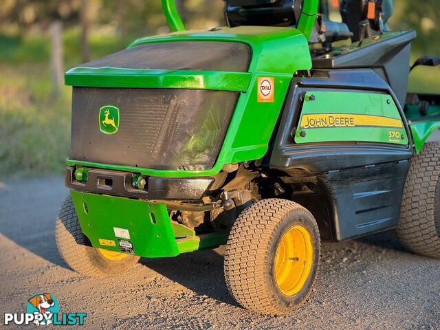 John Deere 1570 Front Deck Lawn Equipment