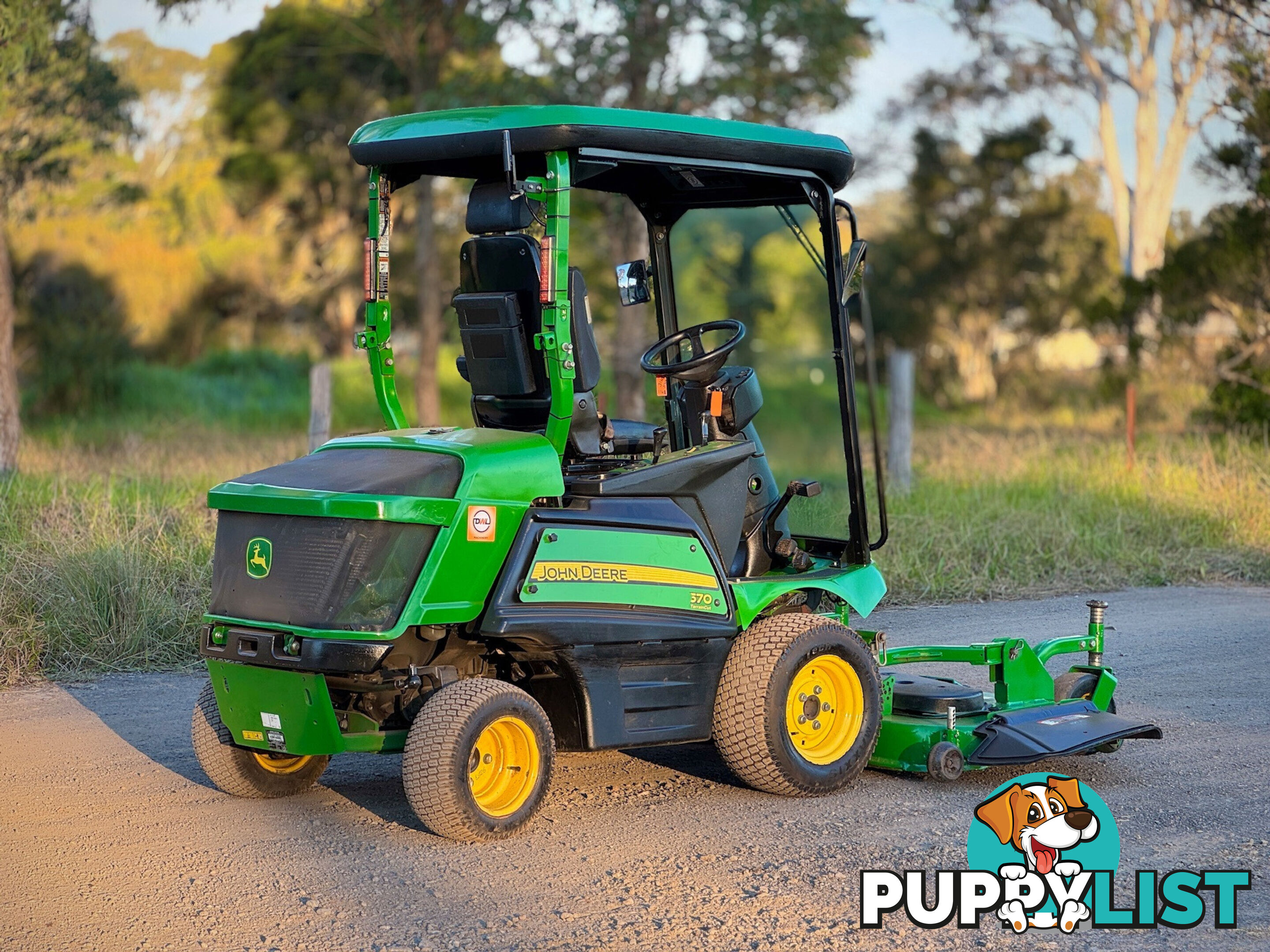 John Deere 1570 Front Deck Lawn Equipment
