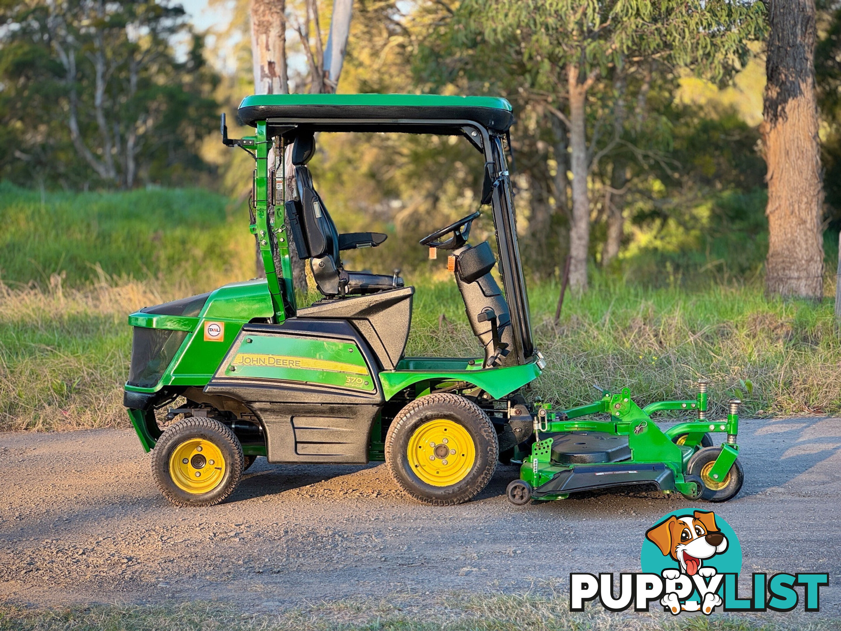 John Deere 1570 Front Deck Lawn Equipment