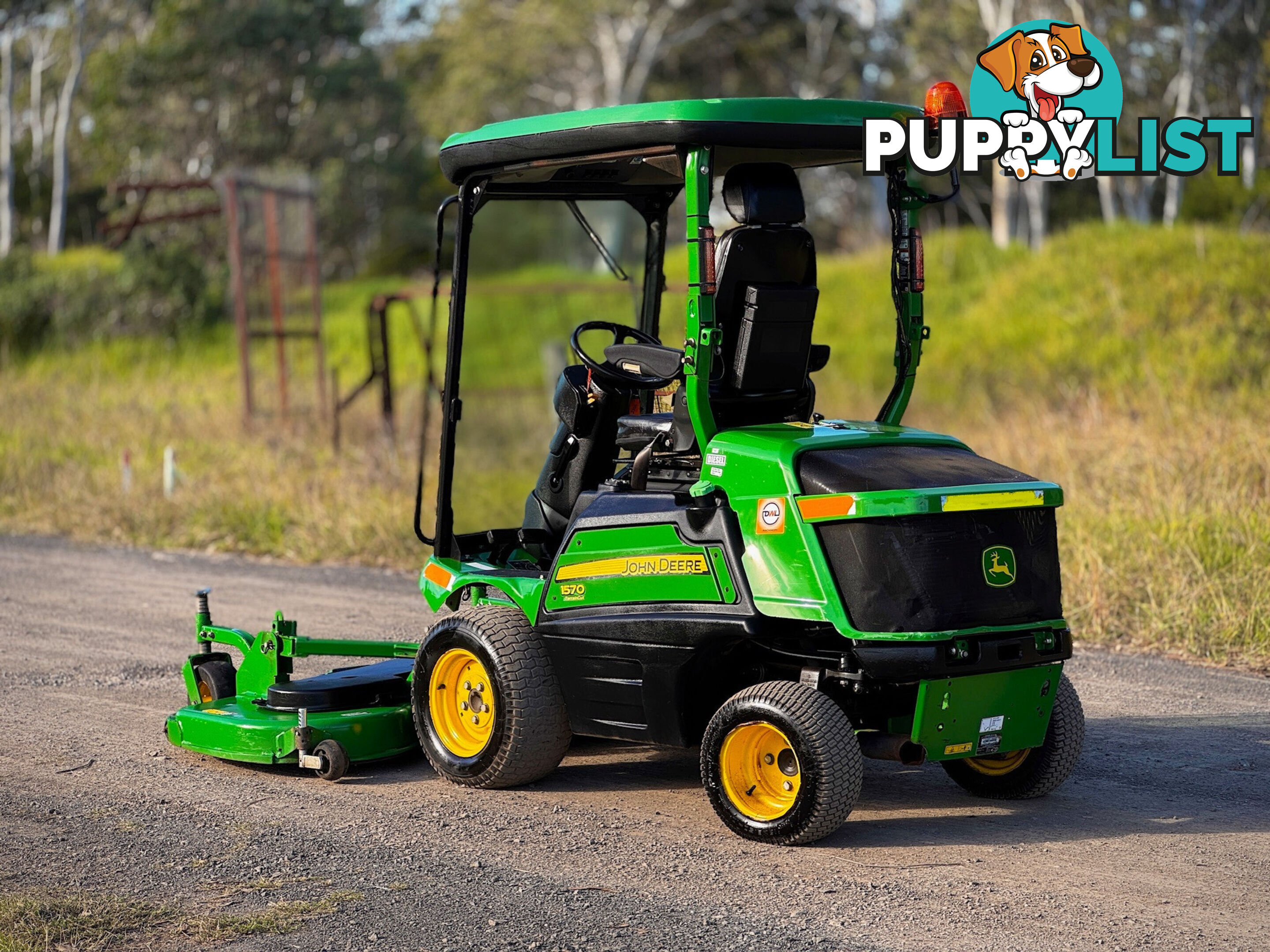 John Deere 1570 Front Deck Lawn Equipment