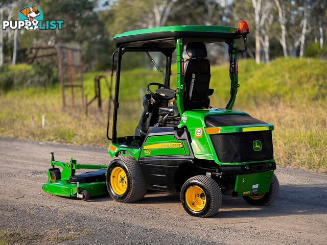 John Deere 1570 Front Deck Lawn Equipment