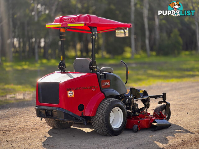 Toro Groundsmaster 7210 Zero Turn Lawn Equipment