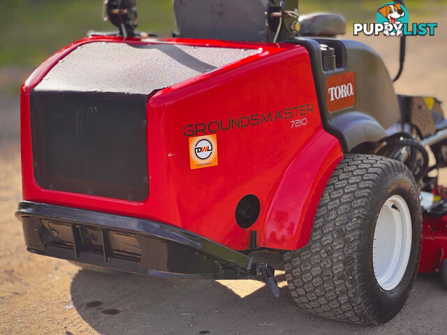 Toro Groundsmaster 7210 Zero Turn Lawn Equipment