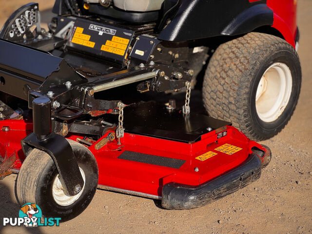 Toro Groundsmaster 7210 Zero Turn Lawn Equipment