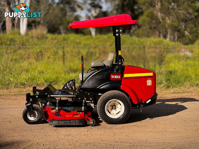 Toro Groundsmaster 7210 Zero Turn Lawn Equipment