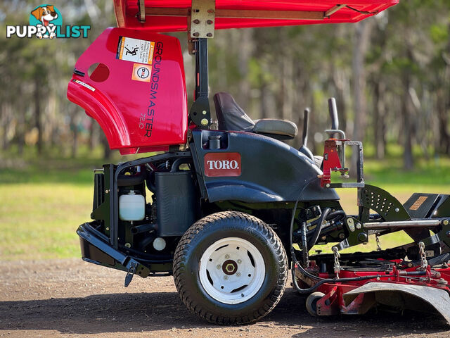 Toro Groundsmaster 7210 Zero Turn Lawn Equipment