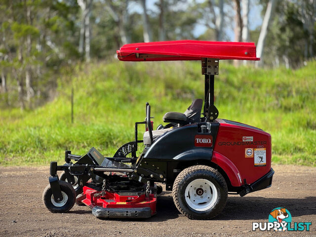 Toro Groundsmaster 7210 Zero Turn Lawn Equipment