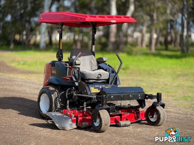 Toro Groundsmaster 7210 Zero Turn Lawn Equipment