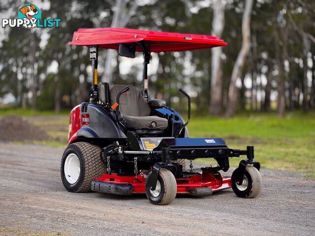 Toro Groundsmaster 7210 Zero Turn Lawn Equipment