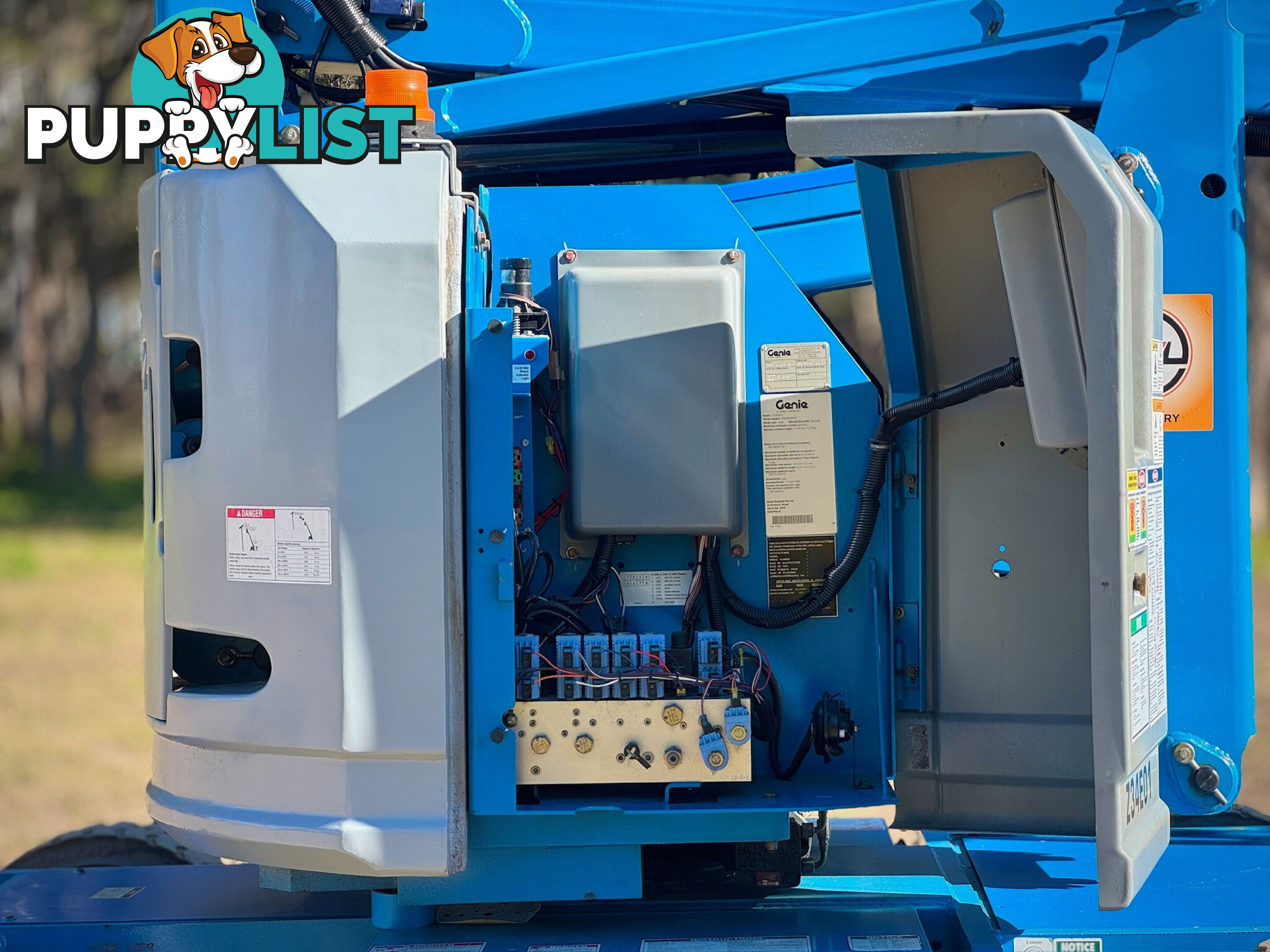 Genie Z34/22N Boom Lift Access &amp; Height Safety
