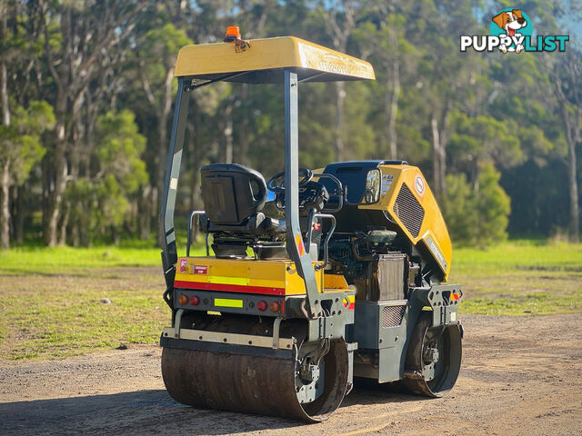Dynapac CC1200 Vibrating Roller Roller/Compacting