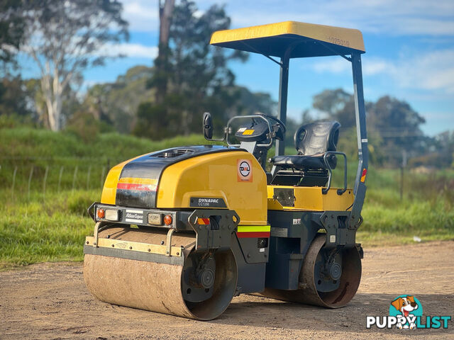 Dynapac CC1200 Vibrating Roller Roller/Compacting