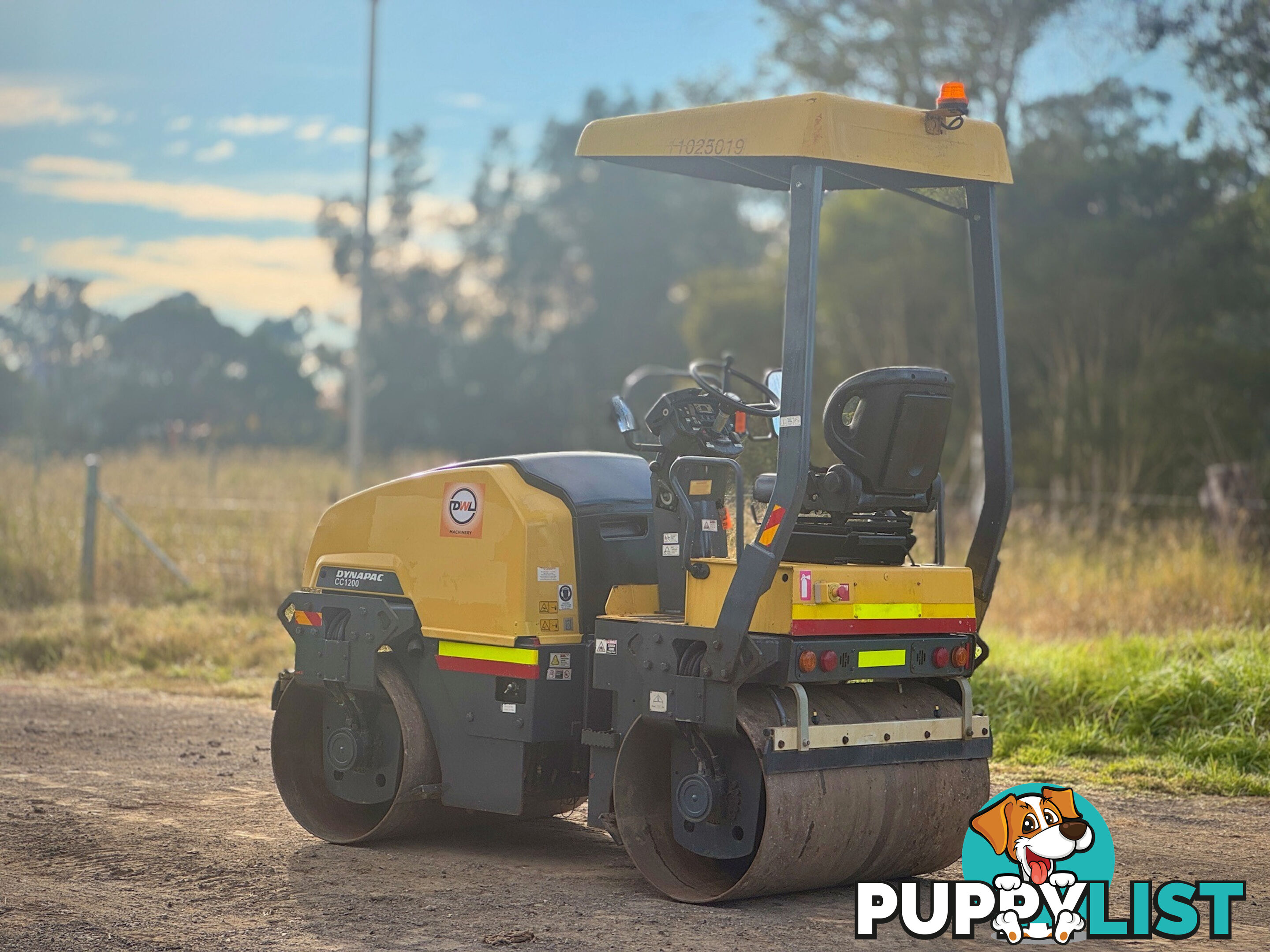 Dynapac CC1200 Vibrating Roller Roller/Compacting