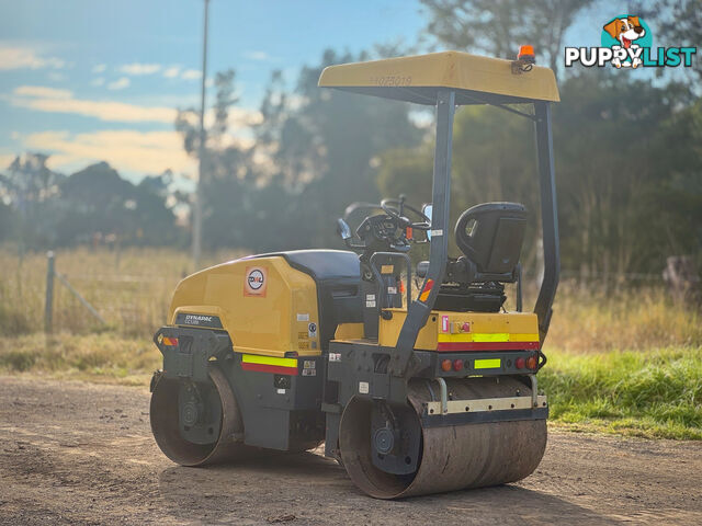 Dynapac CC1200 Vibrating Roller Roller/Compacting