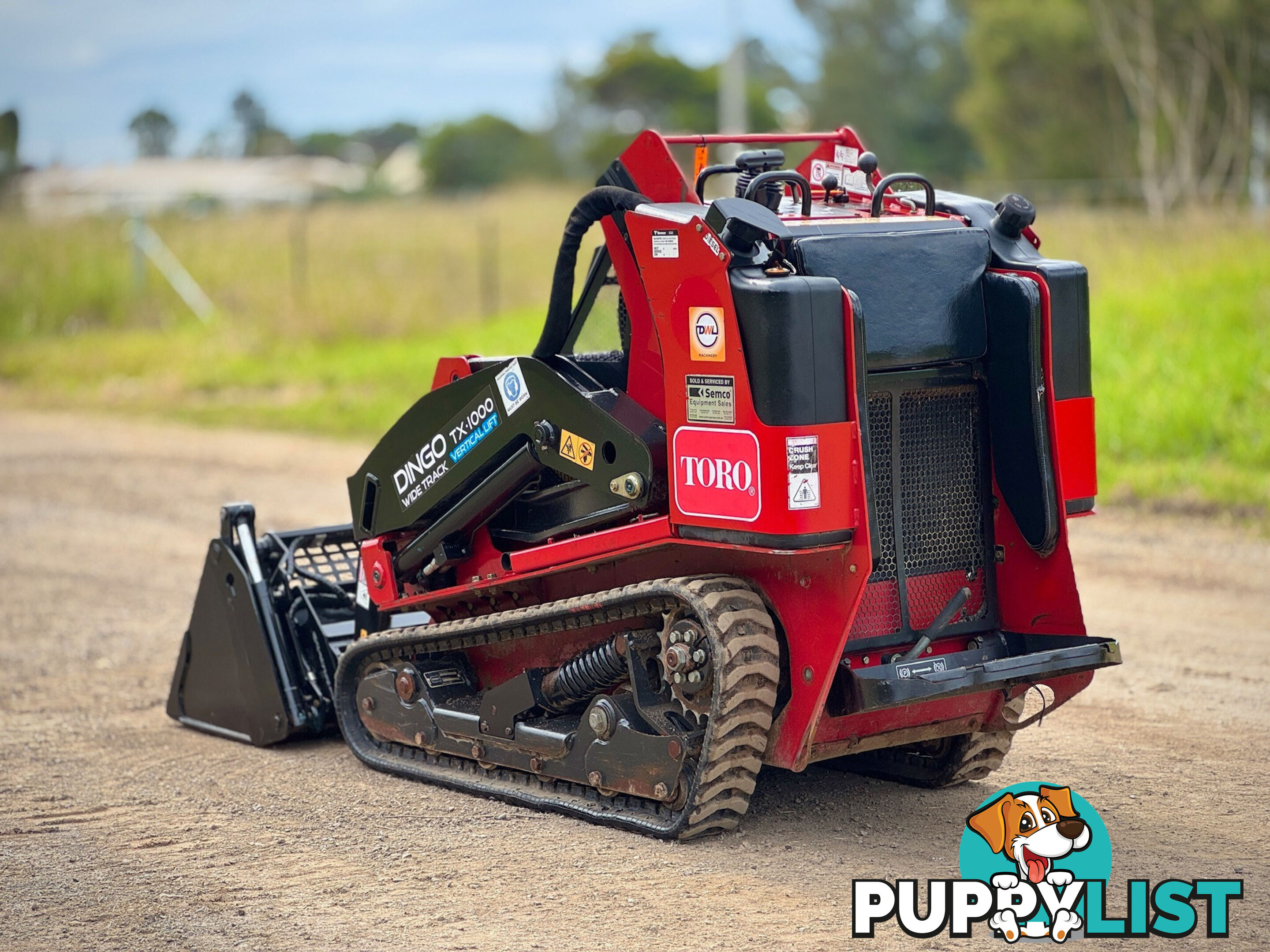 Toro TX1000 Skid Steer Loader