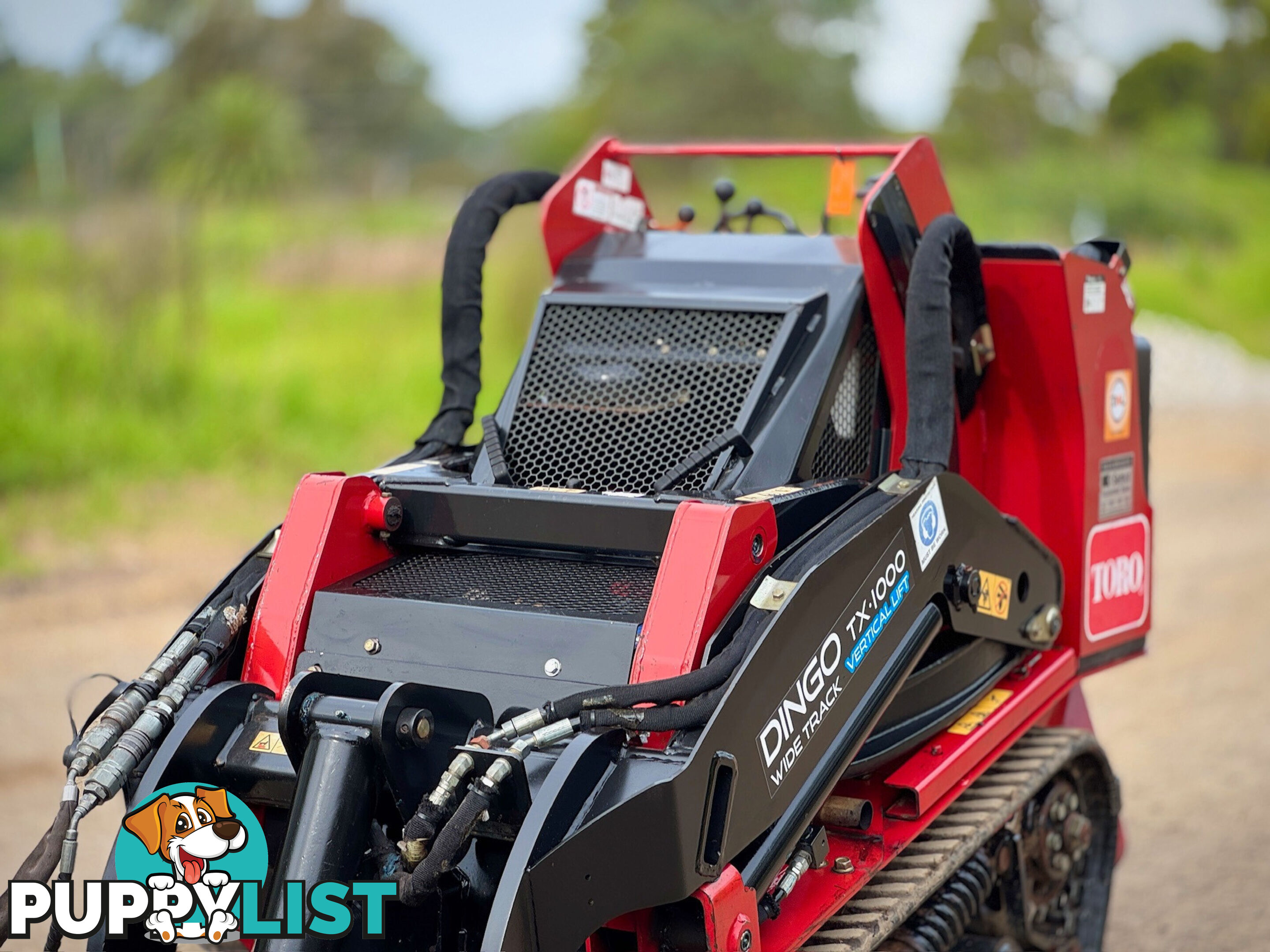 Toro TX1000 Skid Steer Loader