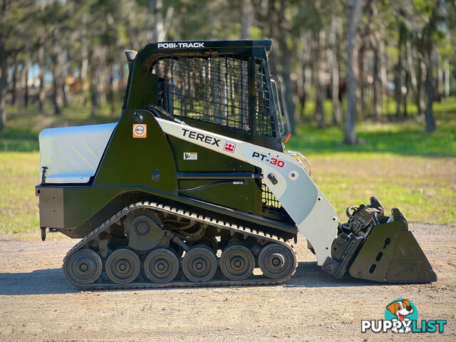 Terex PT30 Skid Steer Loader