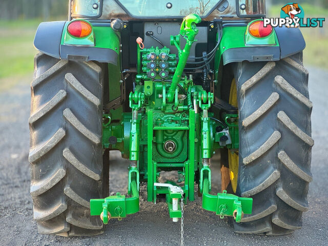 John Deere 5100 FWA/4WD Tractor