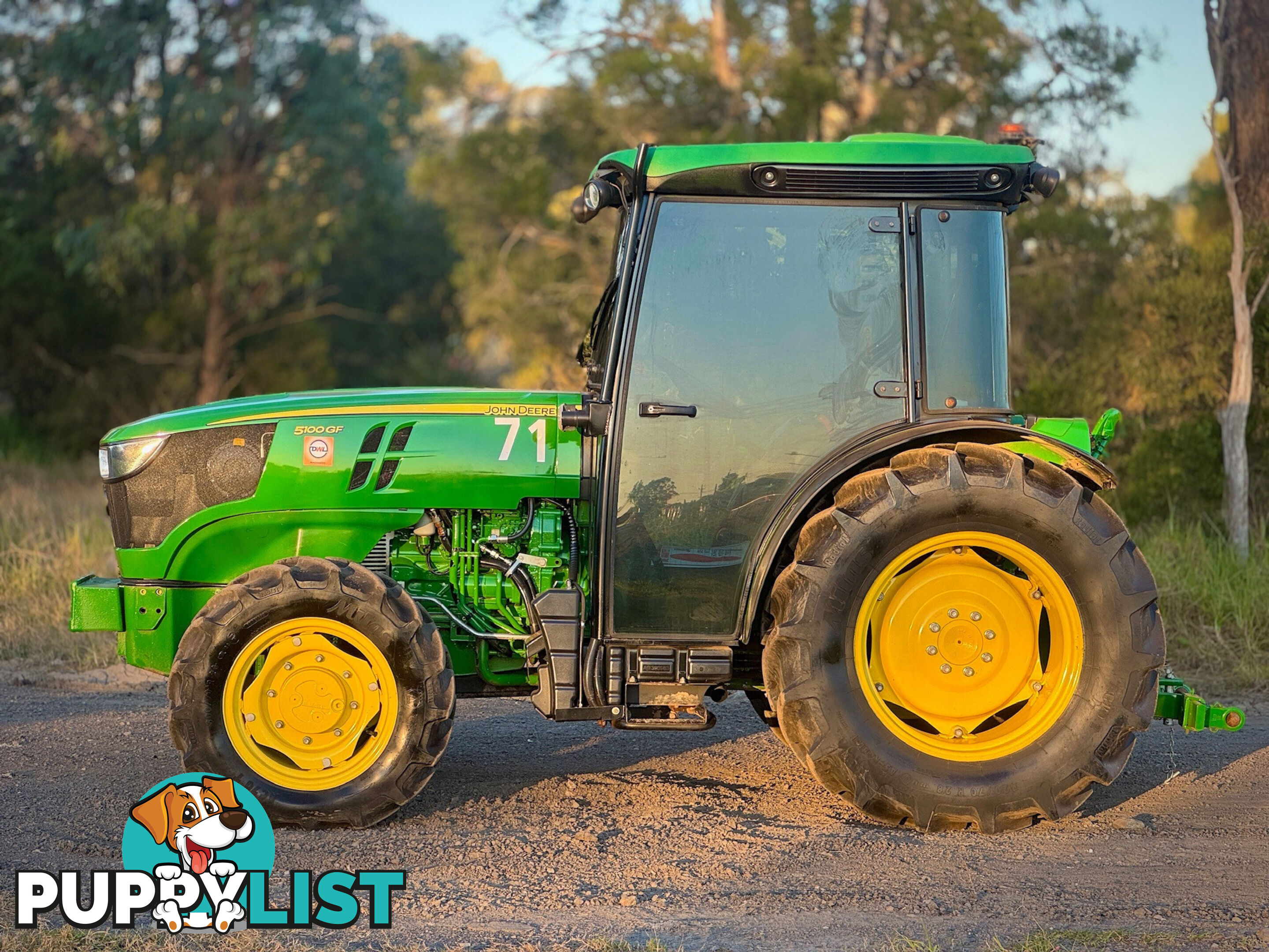 John Deere 5100 FWA/4WD Tractor