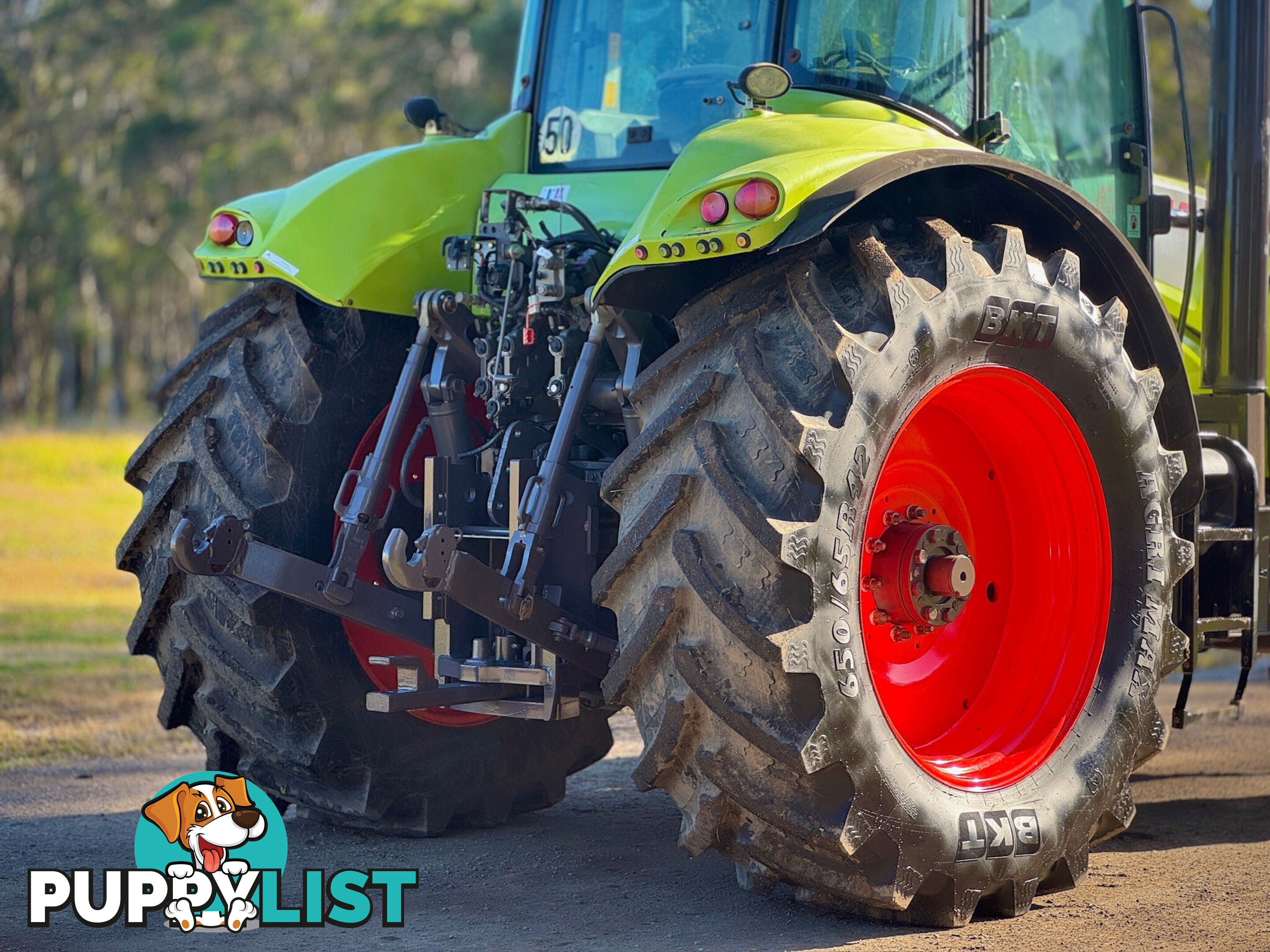 Claas Axion 840 FWA/4WD Tractor