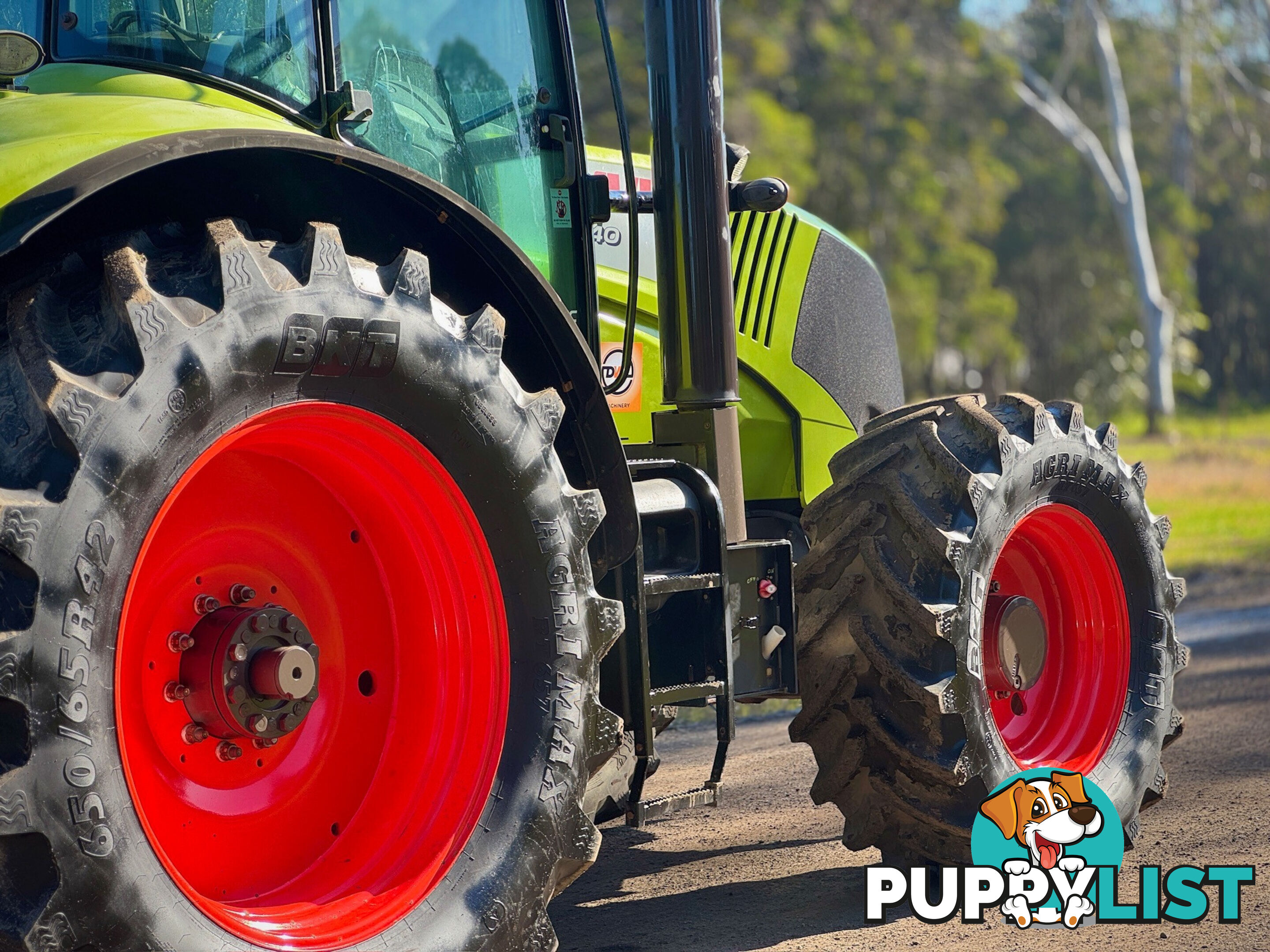 Claas Axion 840 FWA/4WD Tractor
