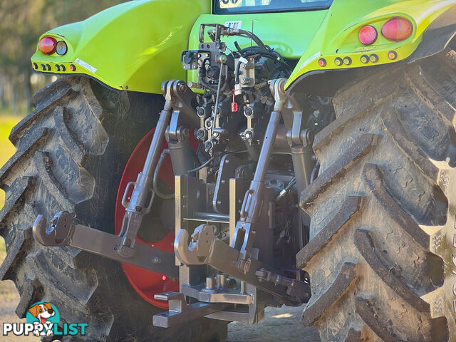 Claas Axion 840 FWA/4WD Tractor
