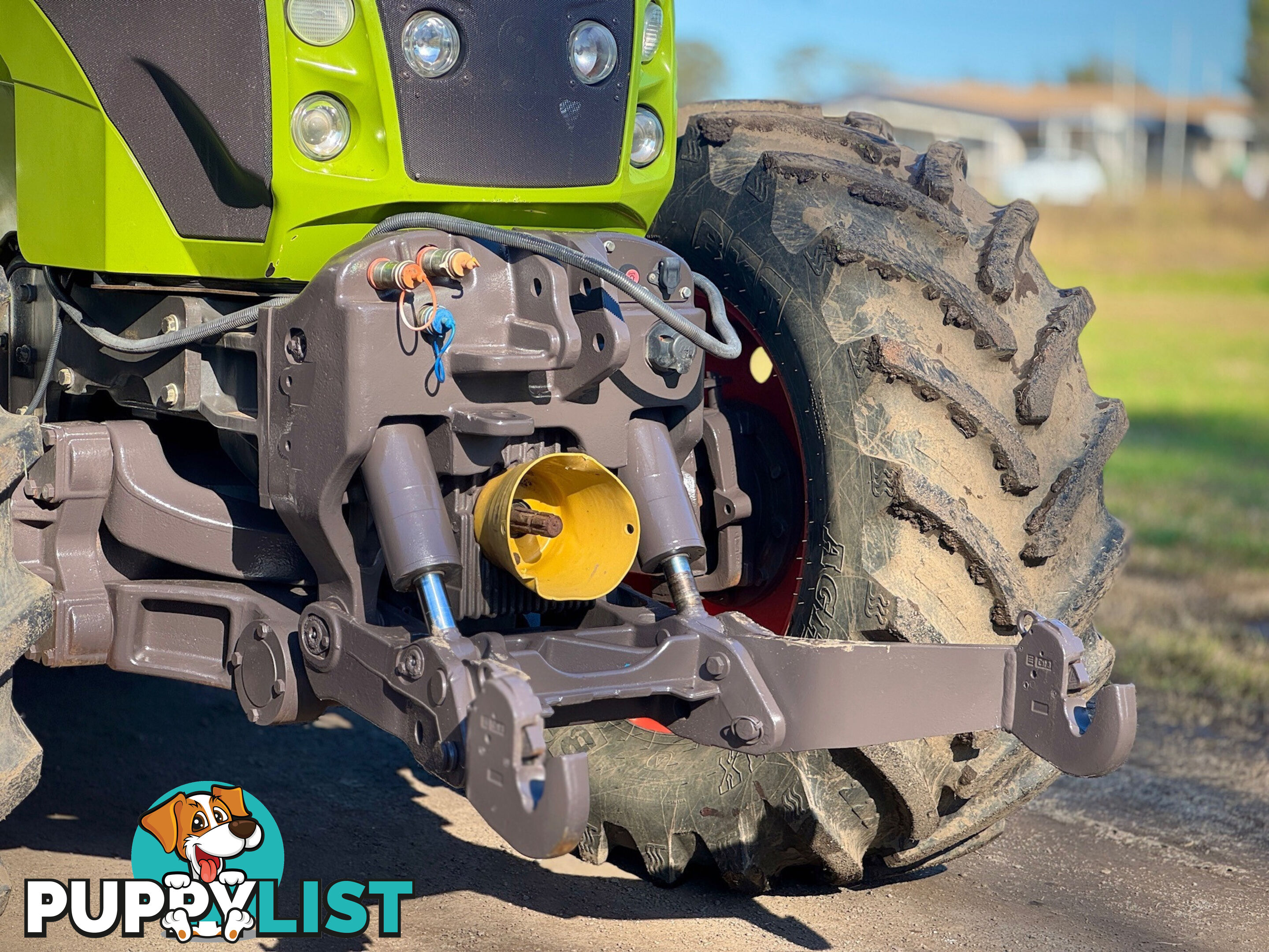 Claas Axion 840 FWA/4WD Tractor