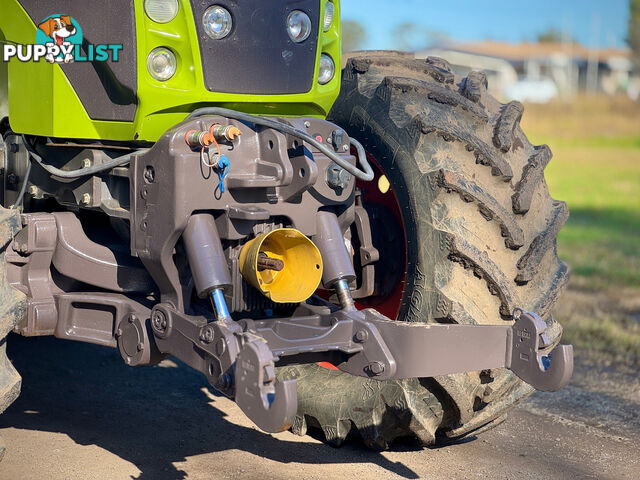 Claas Axion 840 FWA/4WD Tractor