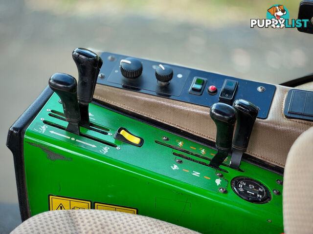 John Deere 1585 Front Deck Lawn Equipment