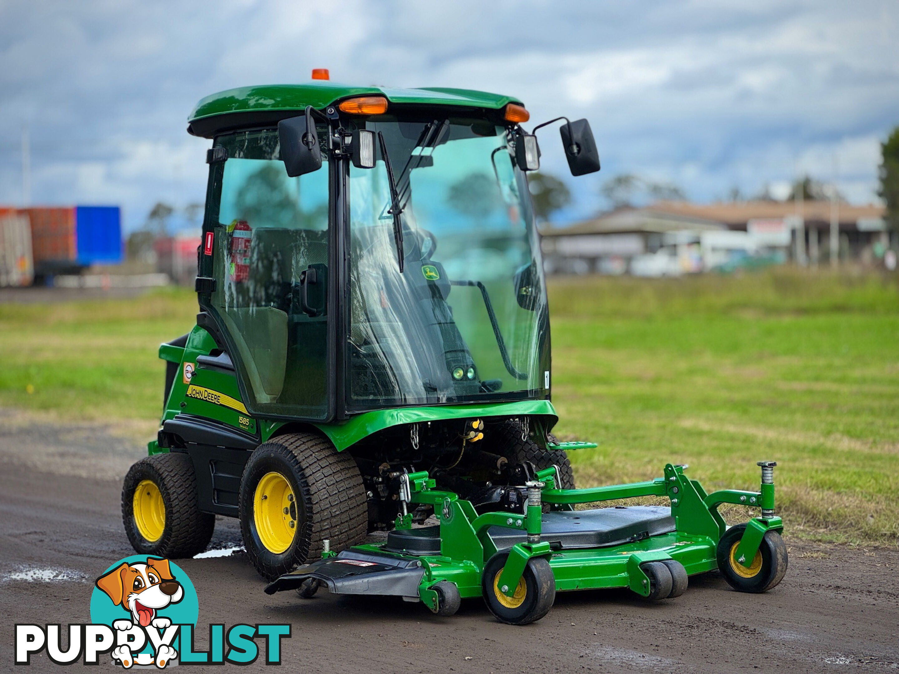 John Deere 1585 Front Deck Lawn Equipment