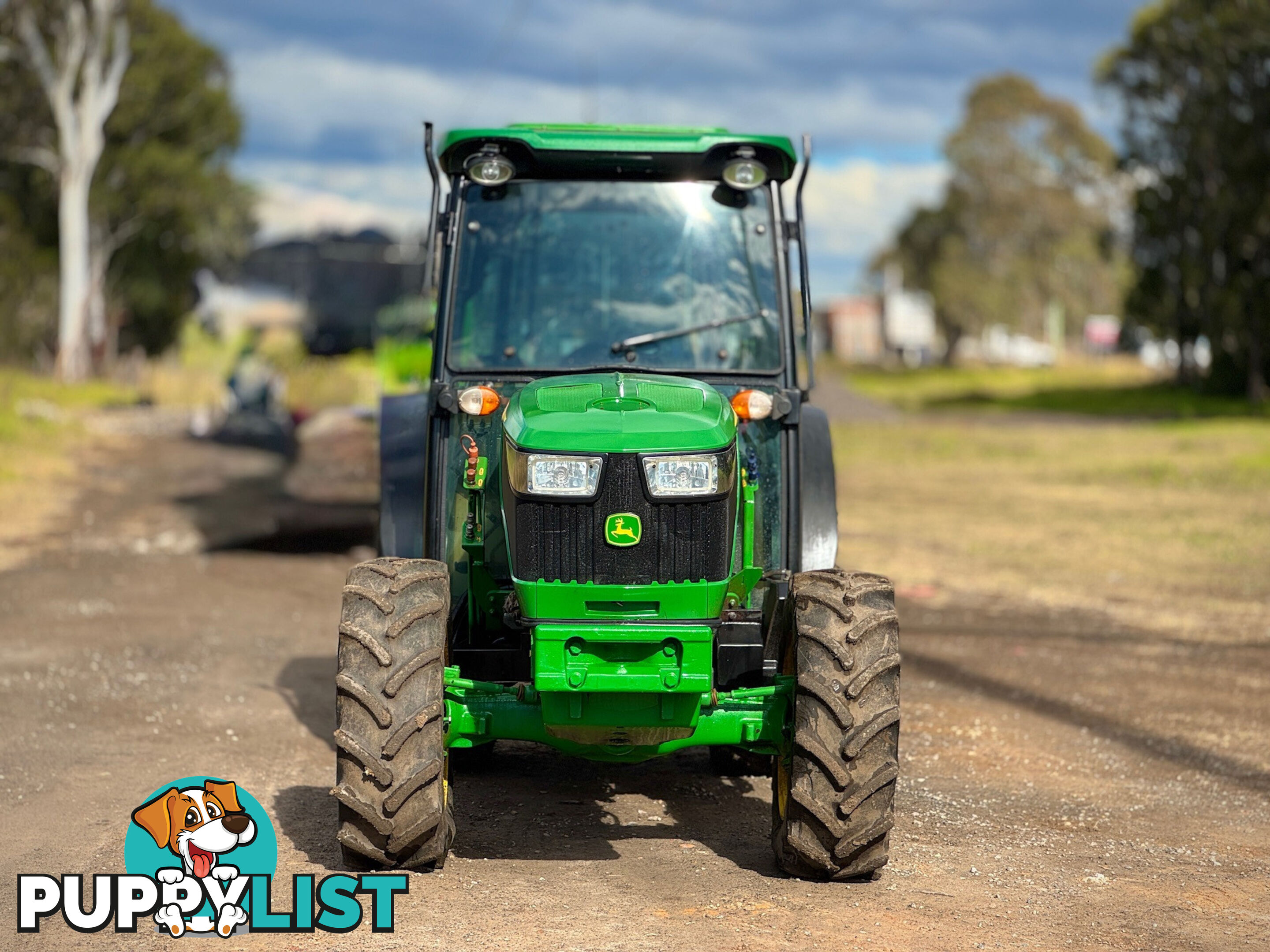 John Deere 5100 FWA/4WD Tractor