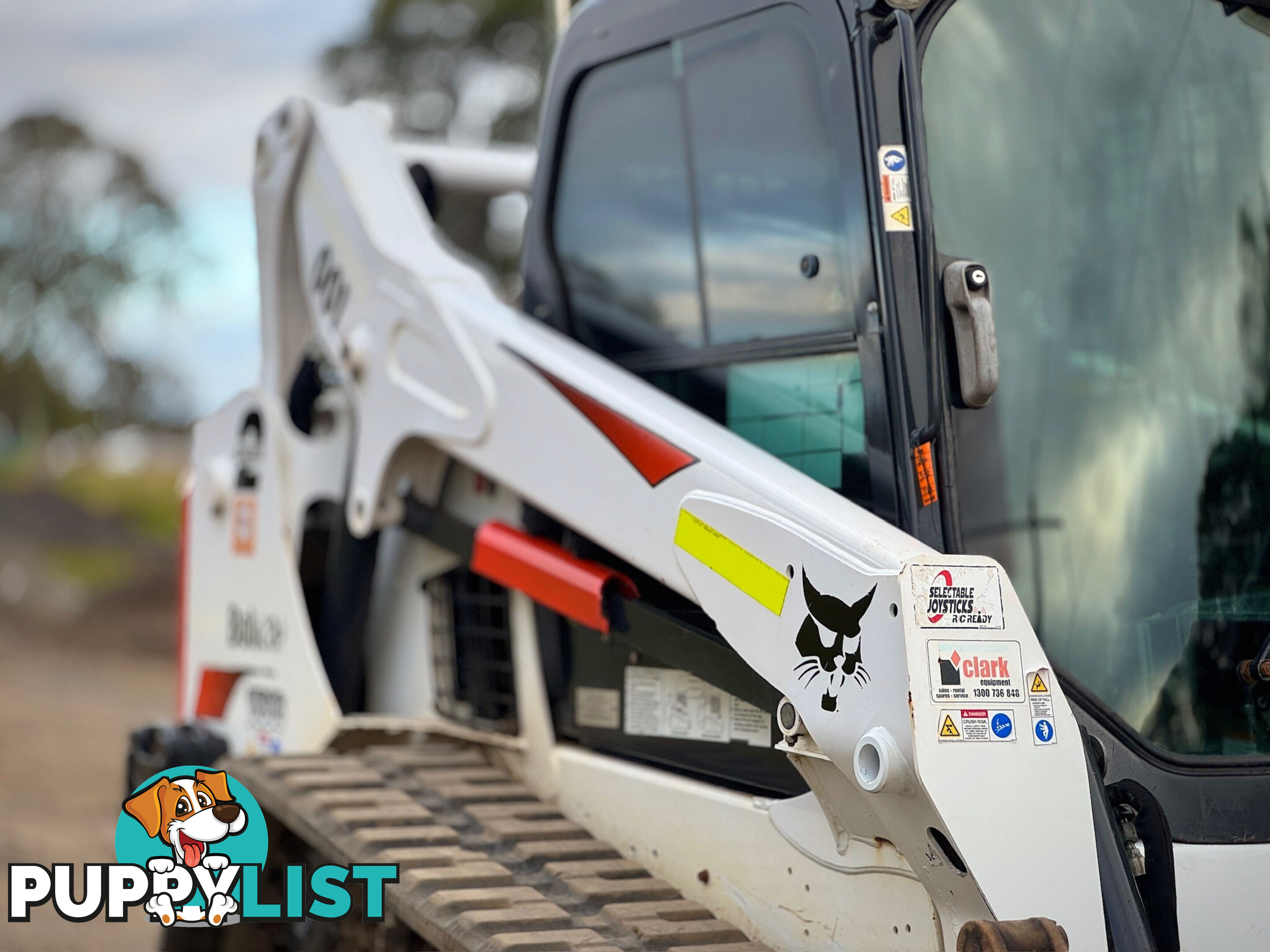 Bobcat T595 Skid Steer Loader