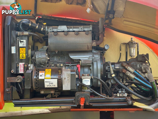 JLG 800AJ Boom Lift Access &amp; Height Safety