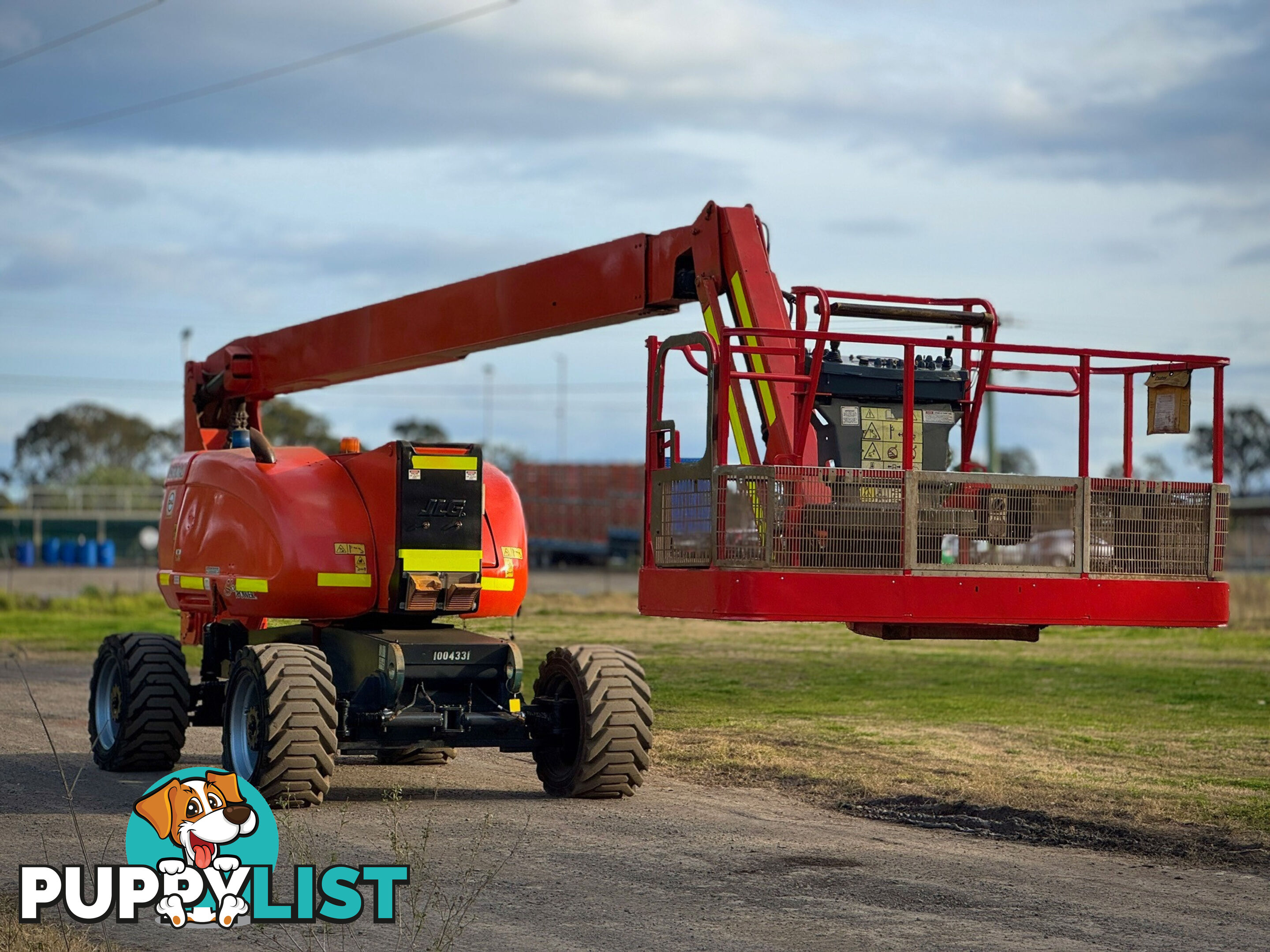 JLG 800AJ Boom Lift Access &amp; Height Safety