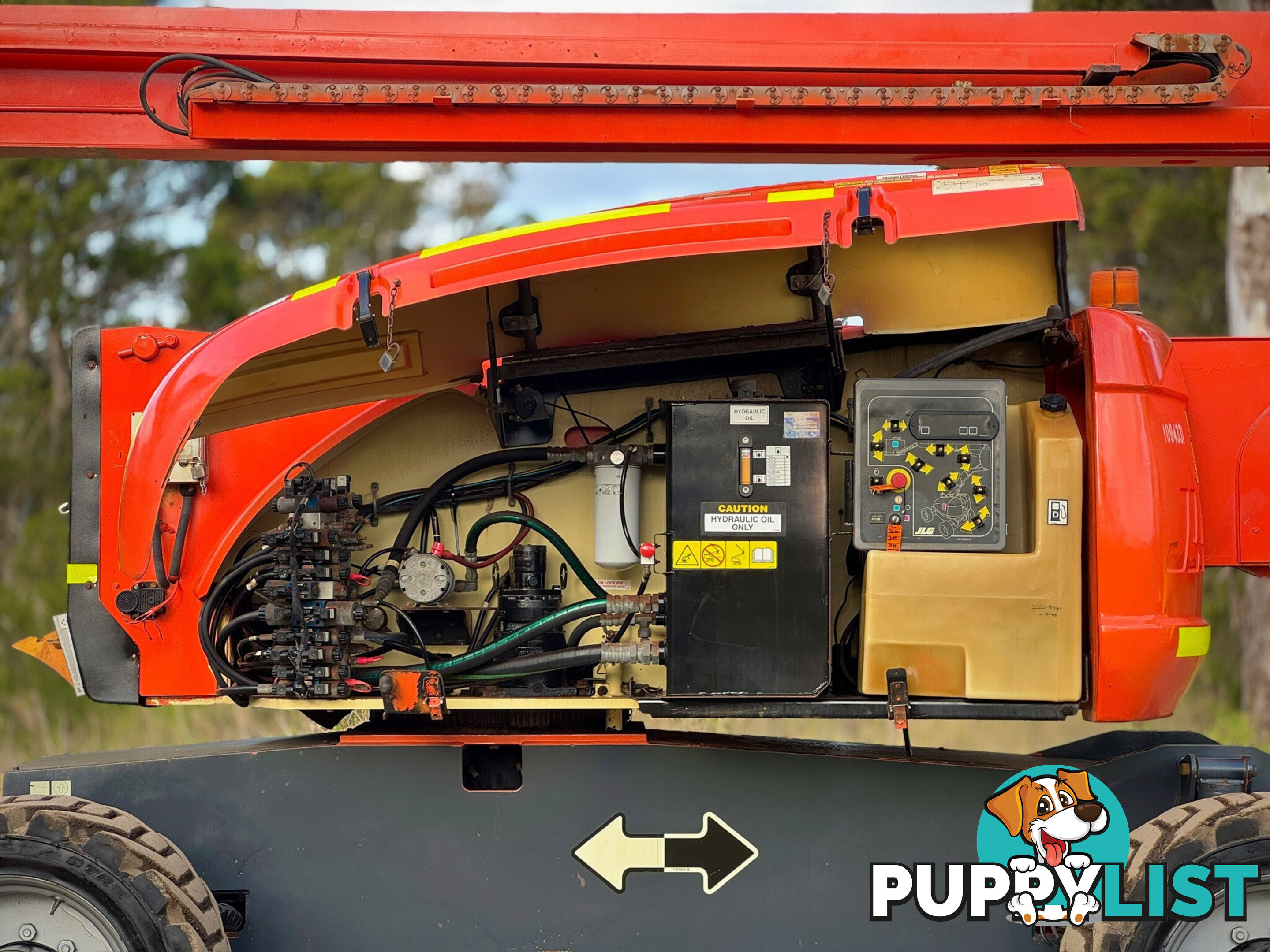 JLG 800AJ Boom Lift Access &amp; Height Safety