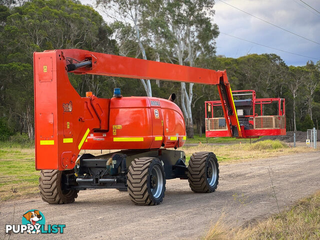 JLG 800AJ Boom Lift Access &amp; Height Safety