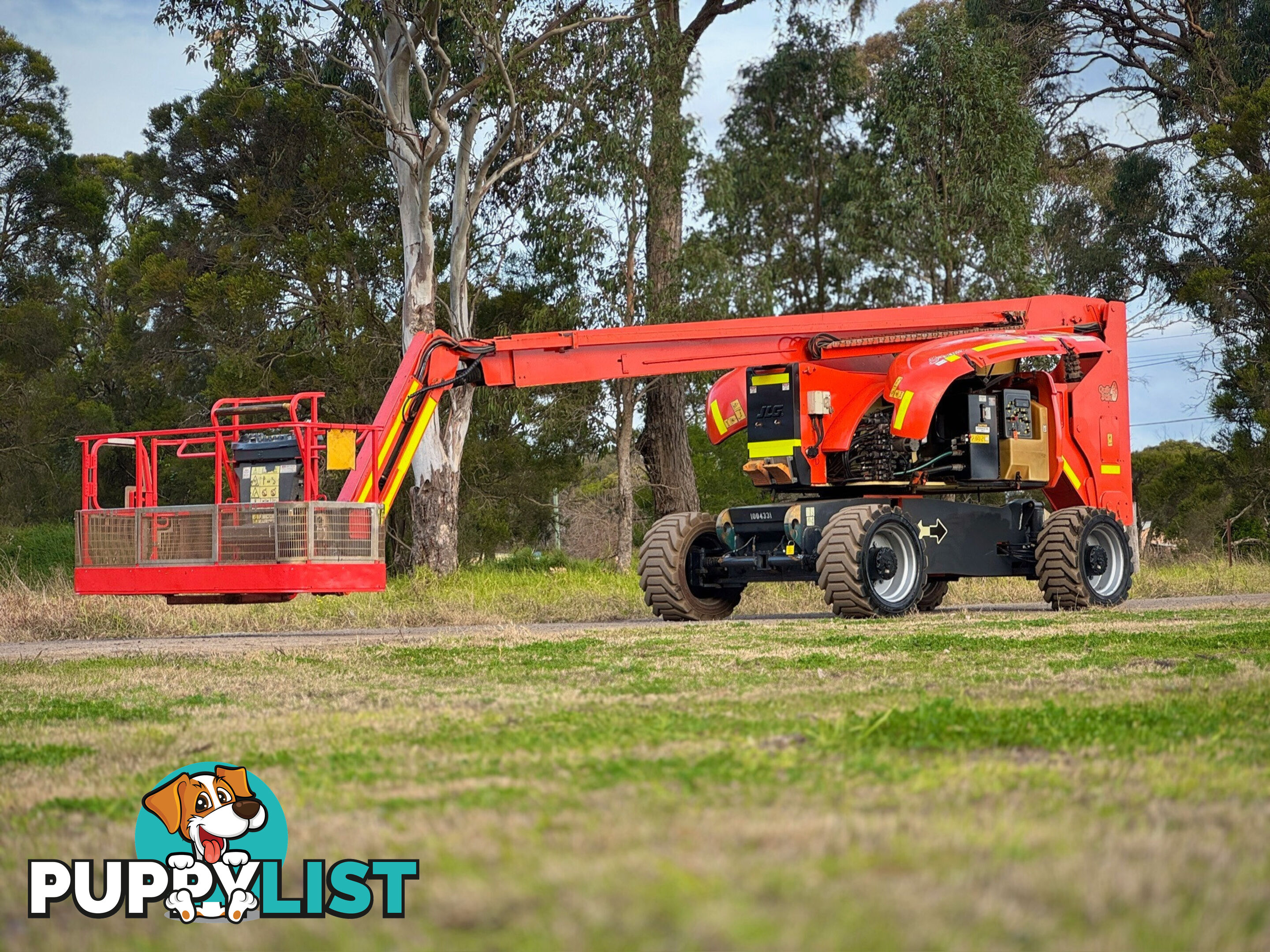 JLG 800AJ Boom Lift Access &amp; Height Safety
